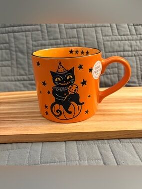 Eli & Ana Yesteryear's Vintage Style Halloween Mug Cup Orange Retro Black Cat